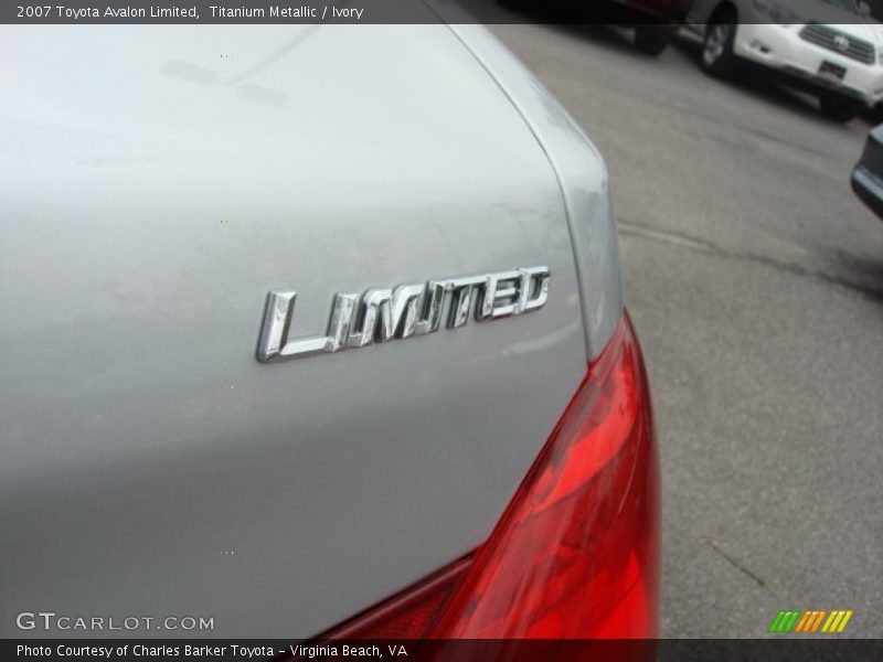 Titanium Metallic / Ivory 2007 Toyota Avalon Limited