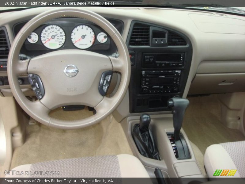 Sahara Beige Metallic / Beige 2002 Nissan Pathfinder SE 4x4