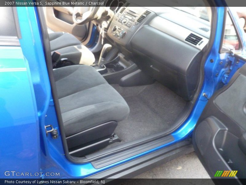 Sapphire Blue Metallic / Charcoal 2007 Nissan Versa S