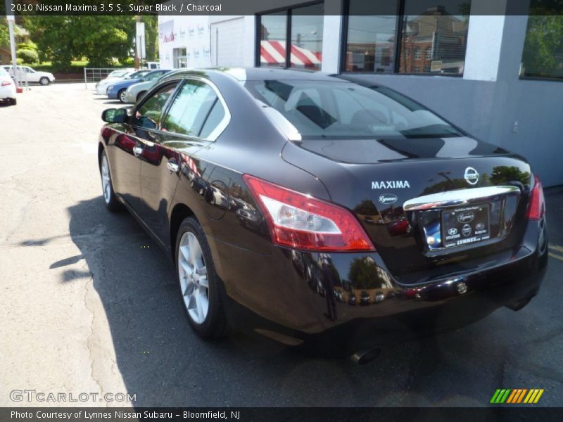 Super Black / Charcoal 2010 Nissan Maxima 3.5 S