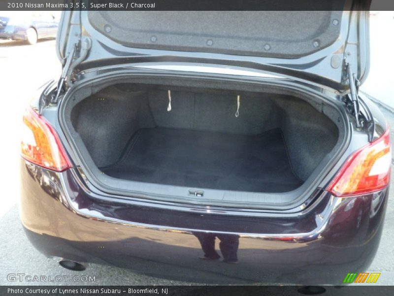 Super Black / Charcoal 2010 Nissan Maxima 3.5 S