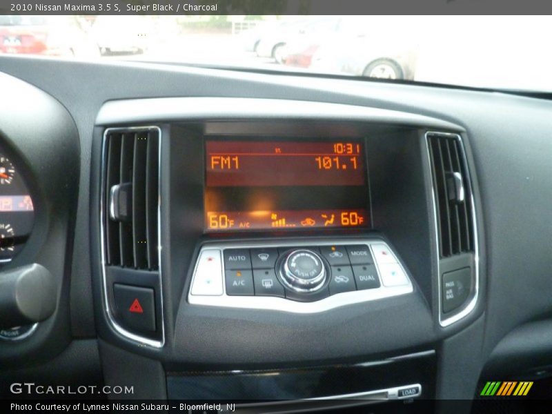 Super Black / Charcoal 2010 Nissan Maxima 3.5 S