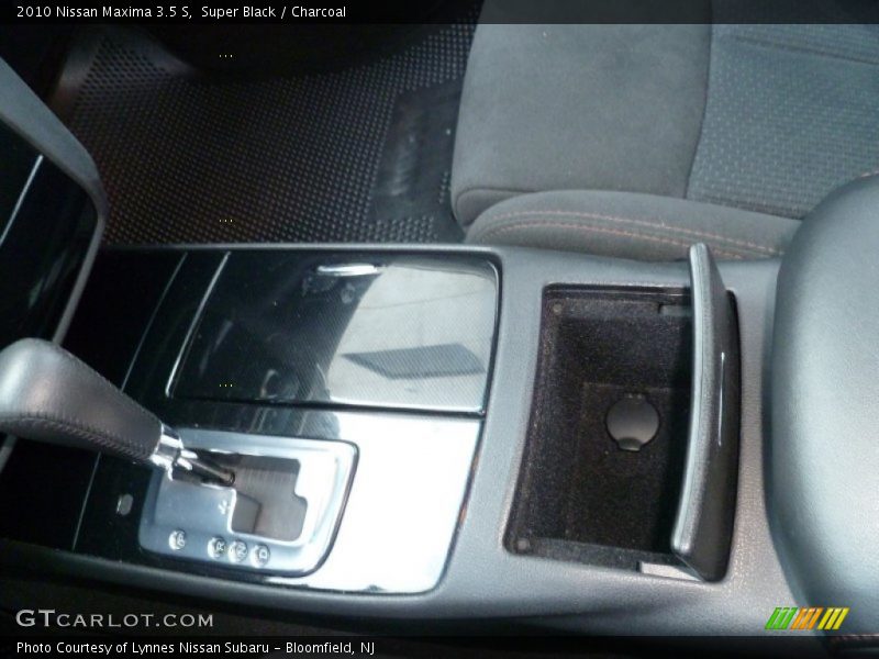 Super Black / Charcoal 2010 Nissan Maxima 3.5 S