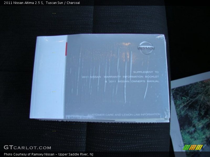Tuscan Sun / Charcoal 2011 Nissan Altima 2.5 S