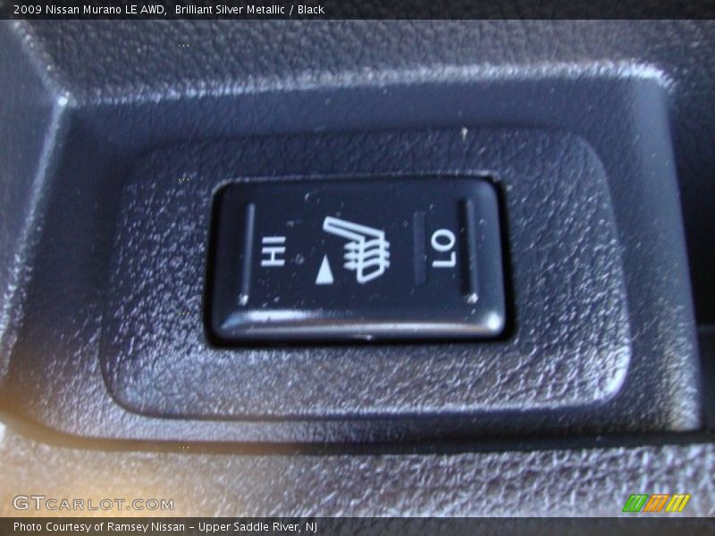 Brilliant Silver Metallic / Black 2009 Nissan Murano LE AWD