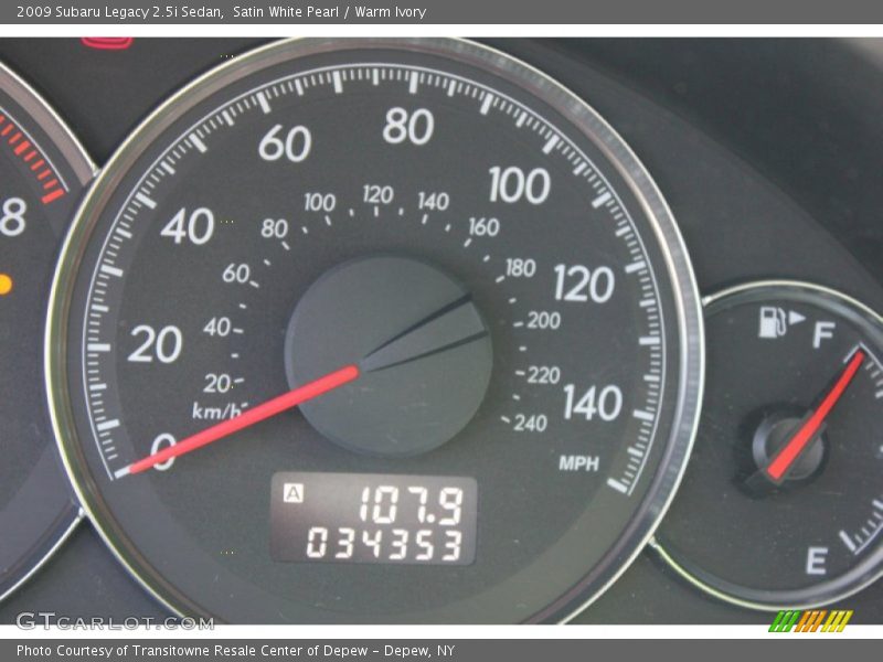 Satin White Pearl / Warm Ivory 2009 Subaru Legacy 2.5i Sedan