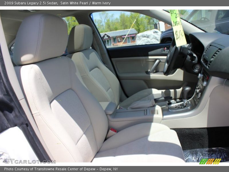 Satin White Pearl / Warm Ivory 2009 Subaru Legacy 2.5i Sedan