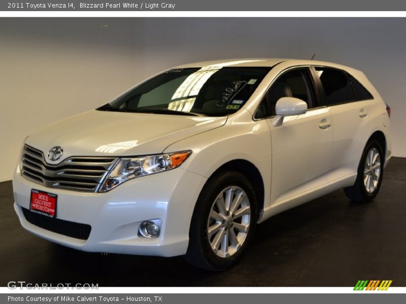 Blizzard Pearl White / Light Gray 2011 Toyota Venza I4