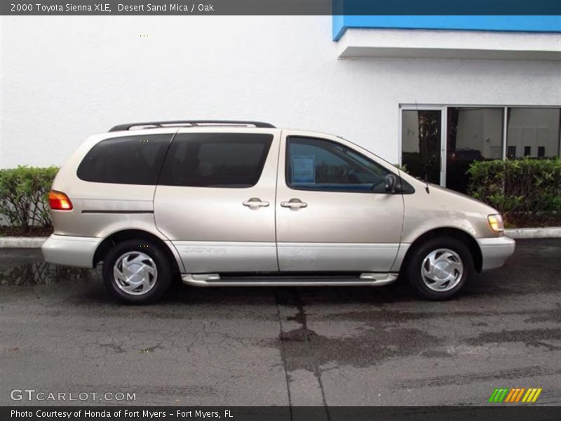 Desert Sand Mica / Oak 2000 Toyota Sienna XLE