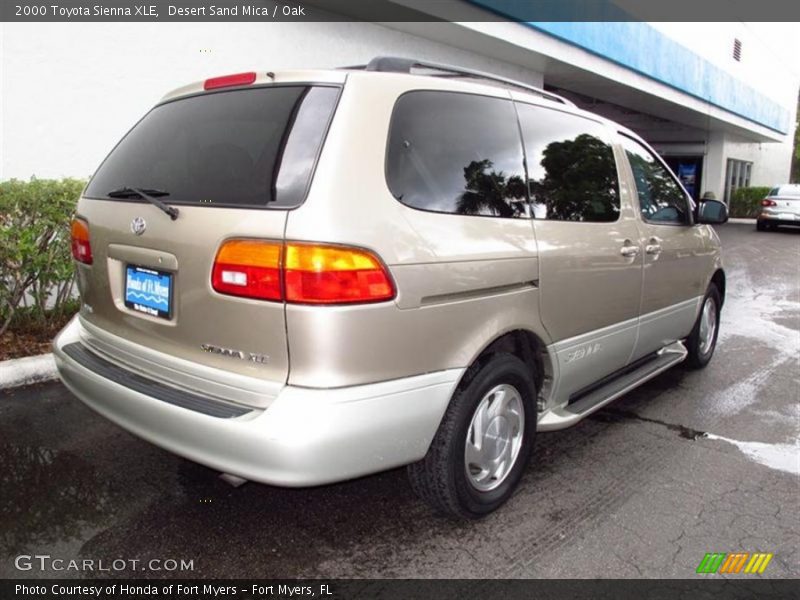 Desert Sand Mica / Oak 2000 Toyota Sienna XLE