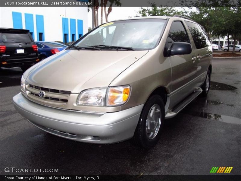Desert Sand Mica / Oak 2000 Toyota Sienna XLE