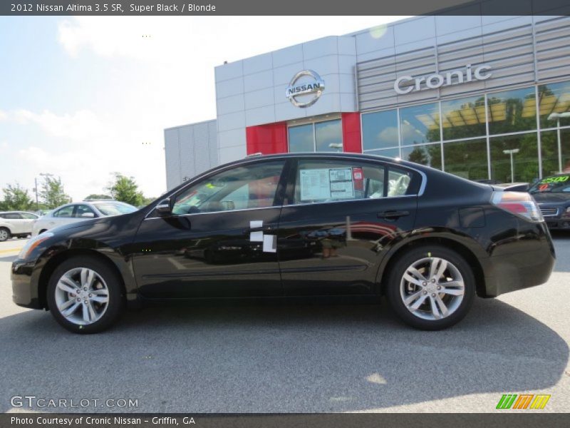 Super Black / Blonde 2012 Nissan Altima 3.5 SR