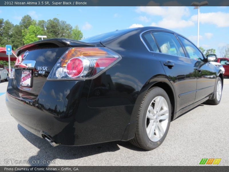 Super Black / Blonde 2012 Nissan Altima 3.5 SR