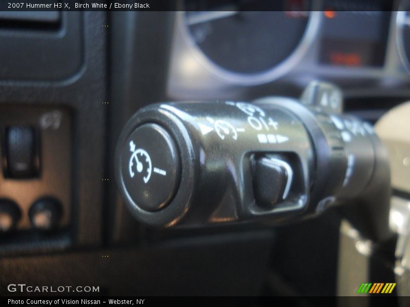 Birch White / Ebony Black 2007 Hummer H3 X