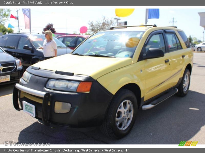 Light Yellow / Gray 2003 Saturn VUE V6 AWD