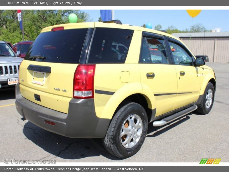 Light Yellow / Gray 2003 Saturn VUE V6 AWD