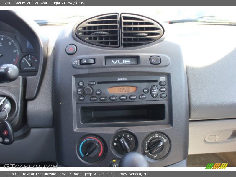 Light Yellow / Gray 2003 Saturn VUE V6 AWD