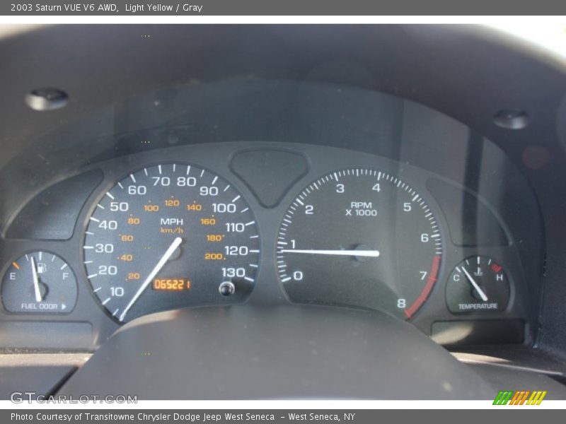 Light Yellow / Gray 2003 Saturn VUE V6 AWD