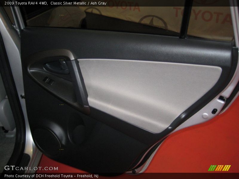Classic Silver Metallic / Ash Gray 2009 Toyota RAV4 4WD