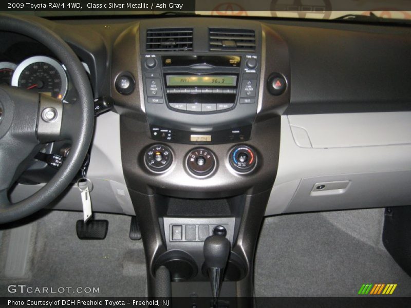 Classic Silver Metallic / Ash Gray 2009 Toyota RAV4 4WD