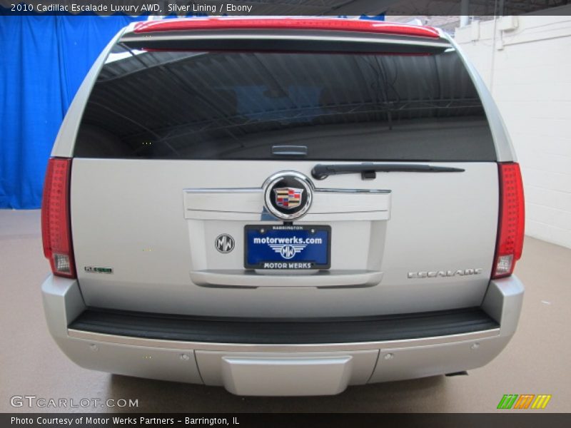 Silver Lining / Ebony 2010 Cadillac Escalade Luxury AWD