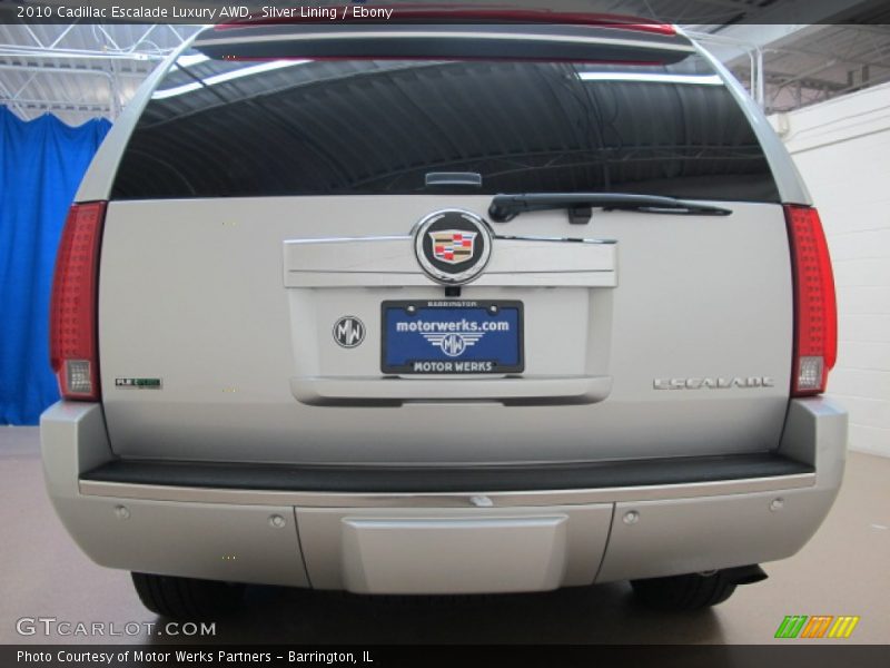 Silver Lining / Ebony 2010 Cadillac Escalade Luxury AWD