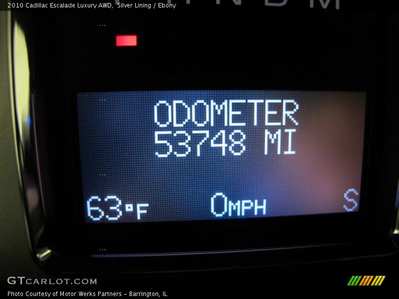 Silver Lining / Ebony 2010 Cadillac Escalade Luxury AWD