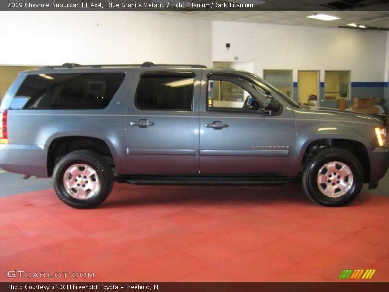 Blue Granite Metallic / Light Titanium/Dark Titanium 2009 Chevrolet Suburban LT 4x4