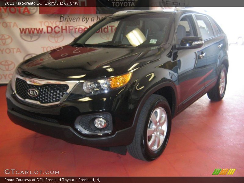 Ebony Black / Gray 2011 Kia Sorento LX
