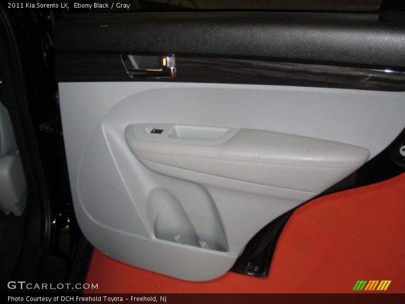 Ebony Black / Gray 2011 Kia Sorento LX