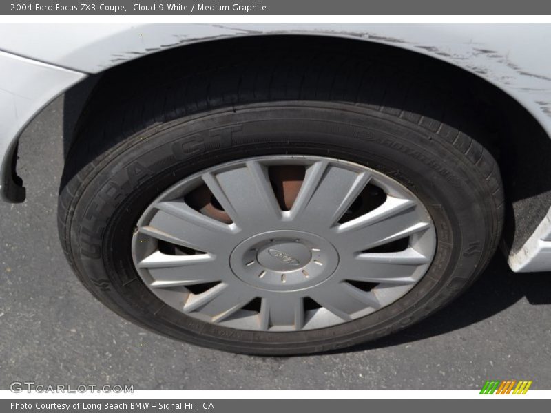 Cloud 9 White / Medium Graphite 2004 Ford Focus ZX3 Coupe