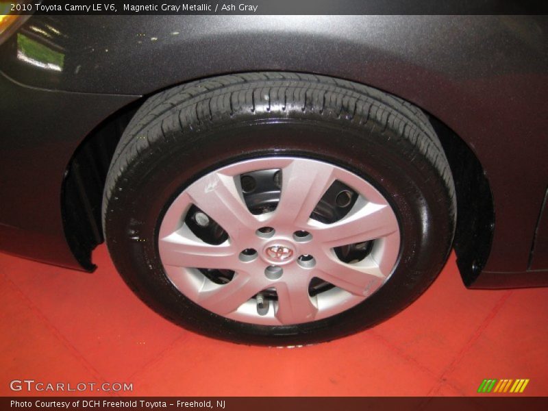 Magnetic Gray Metallic / Ash Gray 2010 Toyota Camry LE V6