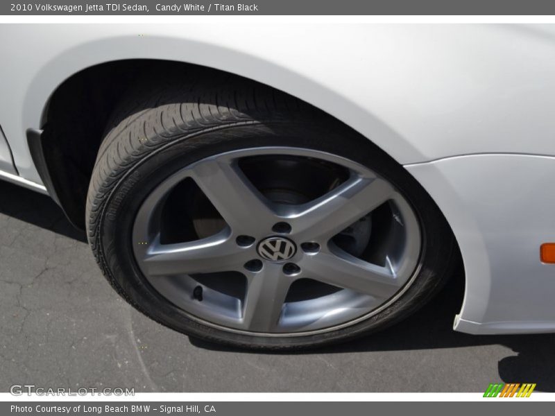 Candy White / Titan Black 2010 Volkswagen Jetta TDI Sedan