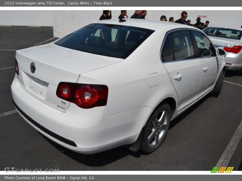 Candy White / Titan Black 2010 Volkswagen Jetta TDI Sedan