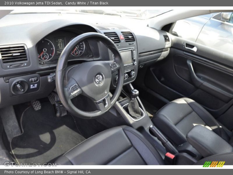 Candy White / Titan Black 2010 Volkswagen Jetta TDI Sedan