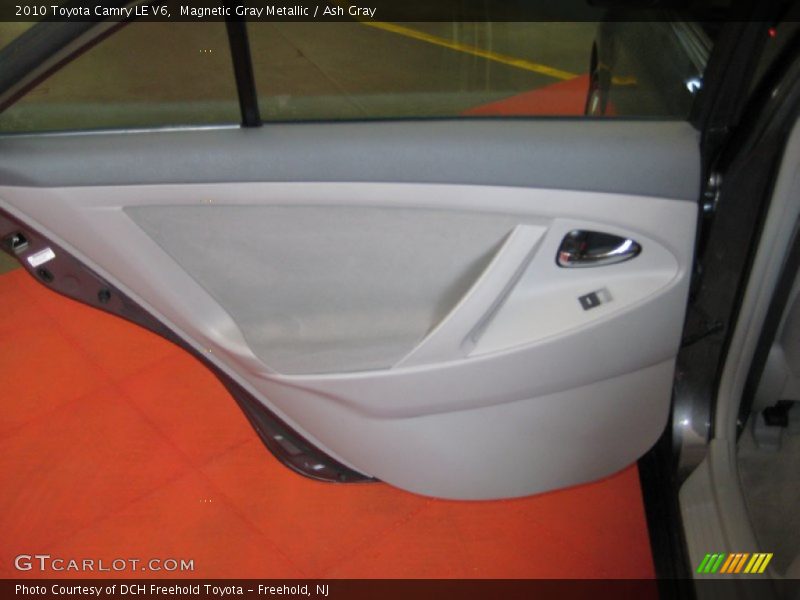 Magnetic Gray Metallic / Ash Gray 2010 Toyota Camry LE V6