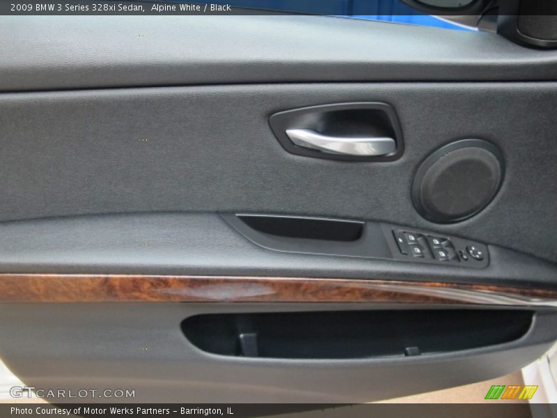 Alpine White / Black 2009 BMW 3 Series 328xi Sedan