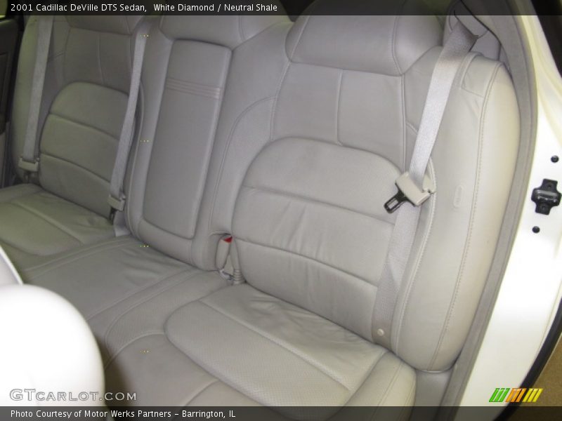 White Diamond / Neutral Shale 2001 Cadillac DeVille DTS Sedan