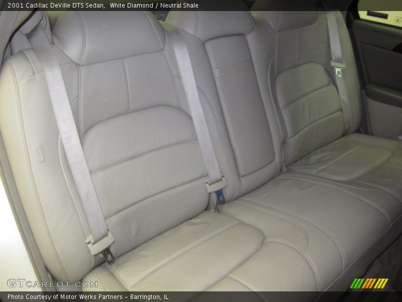 White Diamond / Neutral Shale 2001 Cadillac DeVille DTS Sedan