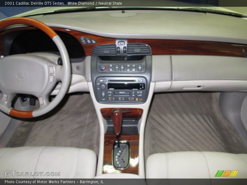 White Diamond / Neutral Shale 2001 Cadillac DeVille DTS Sedan