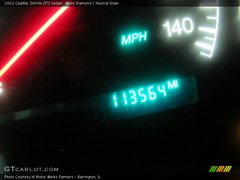 White Diamond / Neutral Shale 2001 Cadillac DeVille DTS Sedan