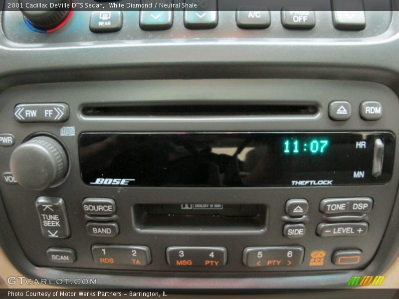 White Diamond / Neutral Shale 2001 Cadillac DeVille DTS Sedan