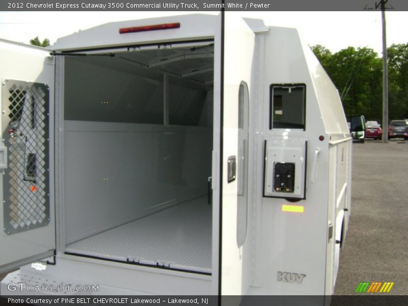 Summit White / Pewter 2012 Chevrolet Express Cutaway 3500 Commercial Utility Truck