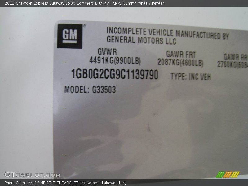 Summit White / Pewter 2012 Chevrolet Express Cutaway 3500 Commercial Utility Truck