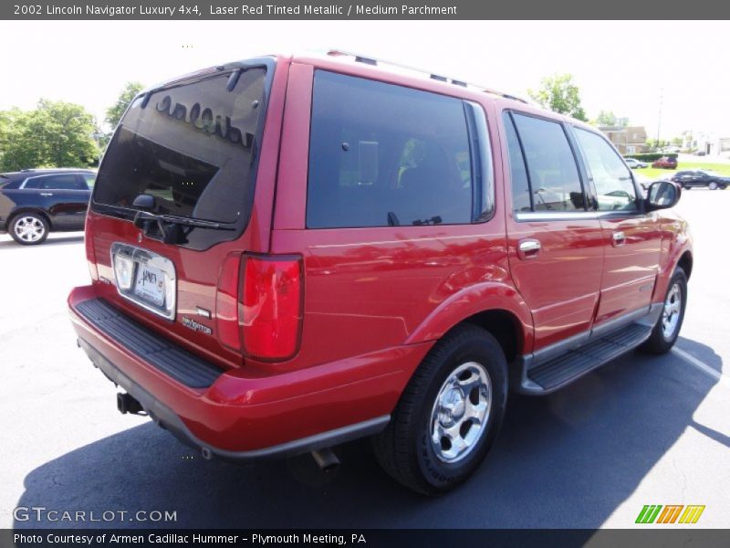 Laser Red Tinted Metallic / Medium Parchment 2002 Lincoln Navigator Luxury 4x4