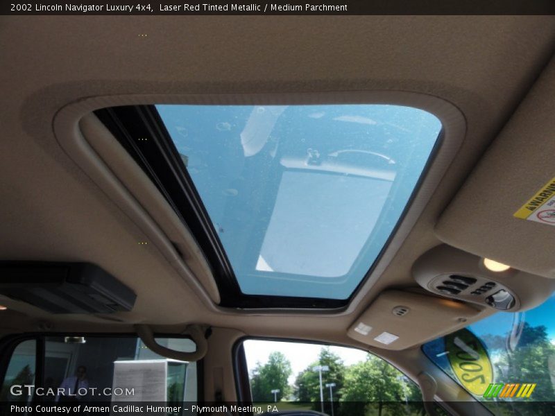 Laser Red Tinted Metallic / Medium Parchment 2002 Lincoln Navigator Luxury 4x4
