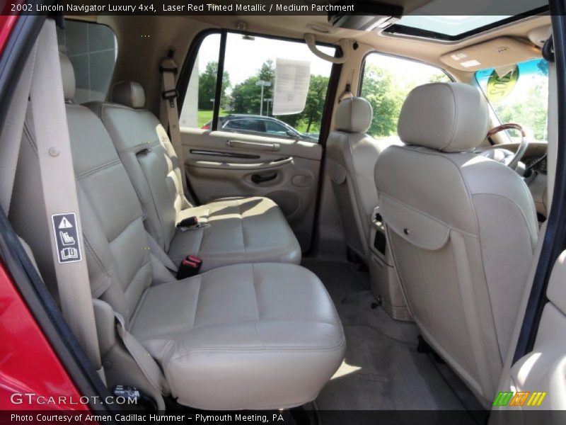 Laser Red Tinted Metallic / Medium Parchment 2002 Lincoln Navigator Luxury 4x4