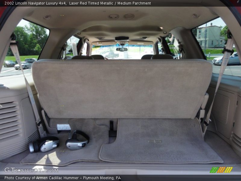 Laser Red Tinted Metallic / Medium Parchment 2002 Lincoln Navigator Luxury 4x4