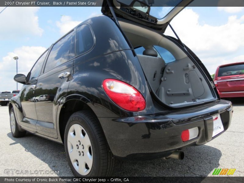 Black / Pastel Slate Gray 2007 Chrysler PT Cruiser