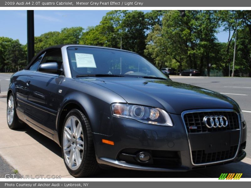 Meteor Grey Pearl Effect / Light Grey 2009 Audi A4 2.0T quattro Cabriolet